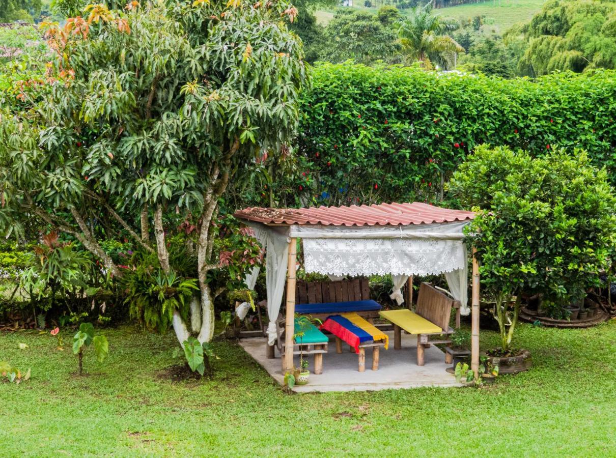 Hotel Campestre Sueno Del Abuelo Pereira Buitenkant foto