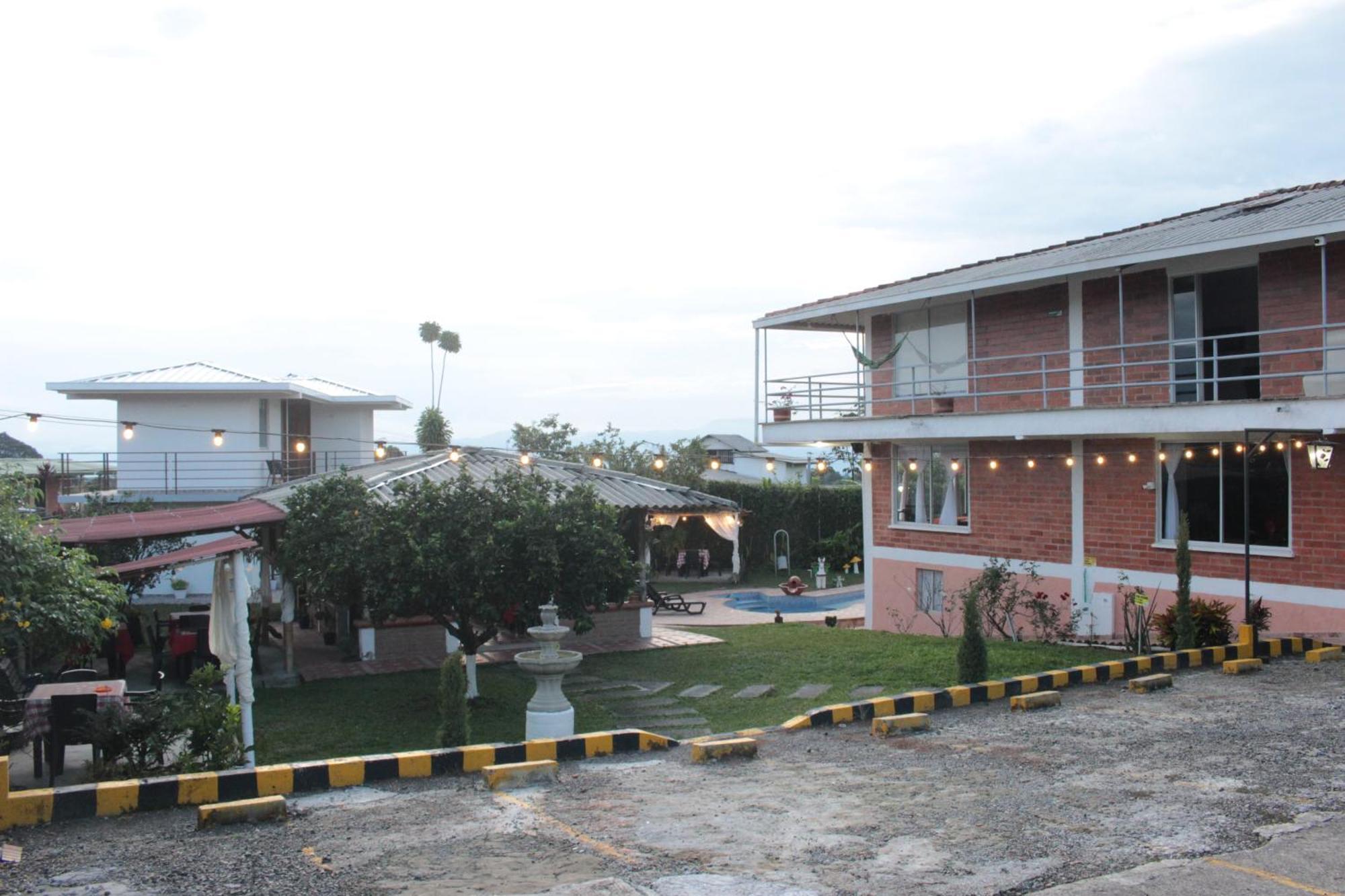 Hotel Campestre Sueno Del Abuelo Pereira Buitenkant foto